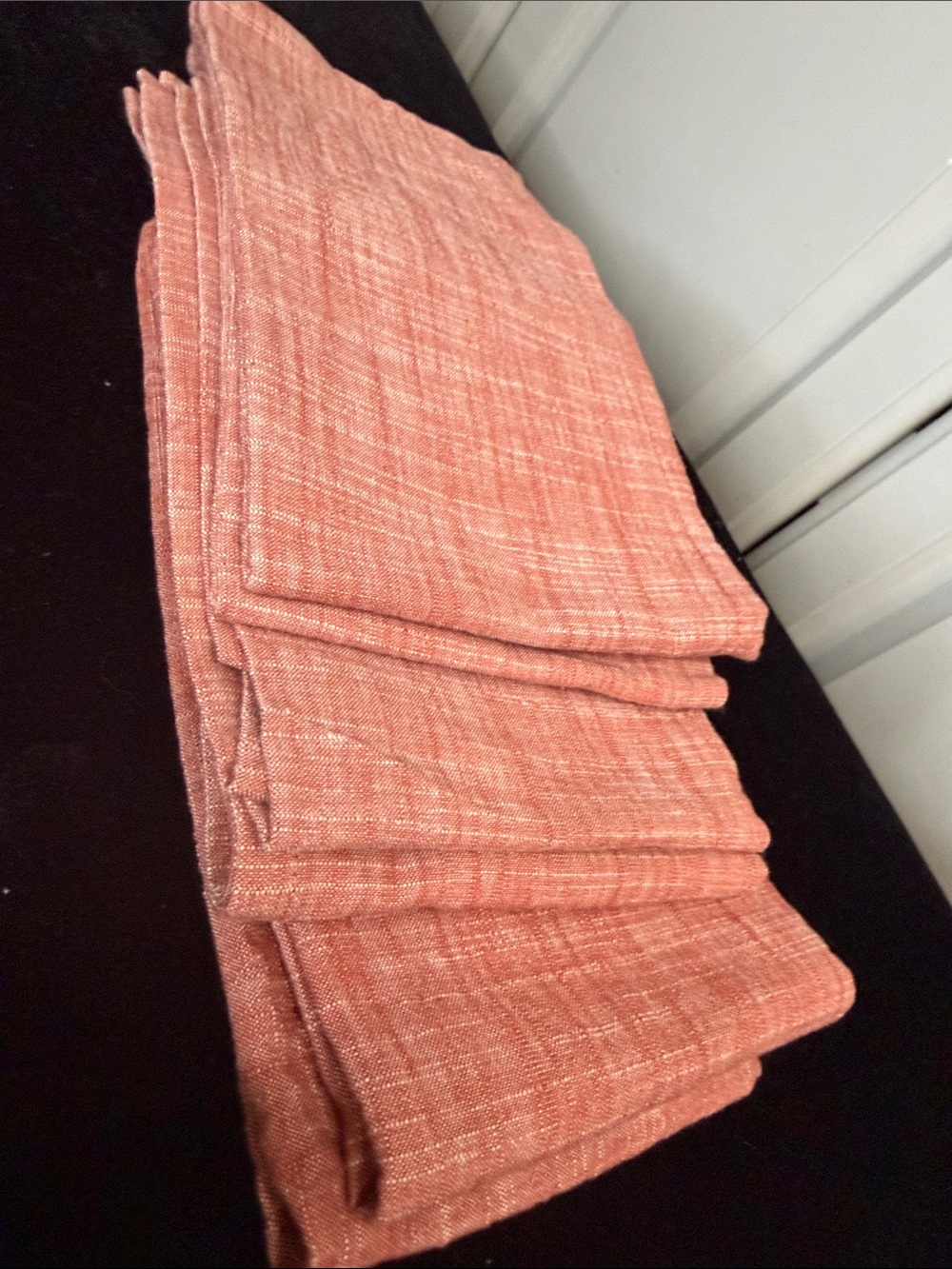 Pier 1 Serviette Lunch Napkins Set of 6 Coral Textured Linen Blend Napkins, New